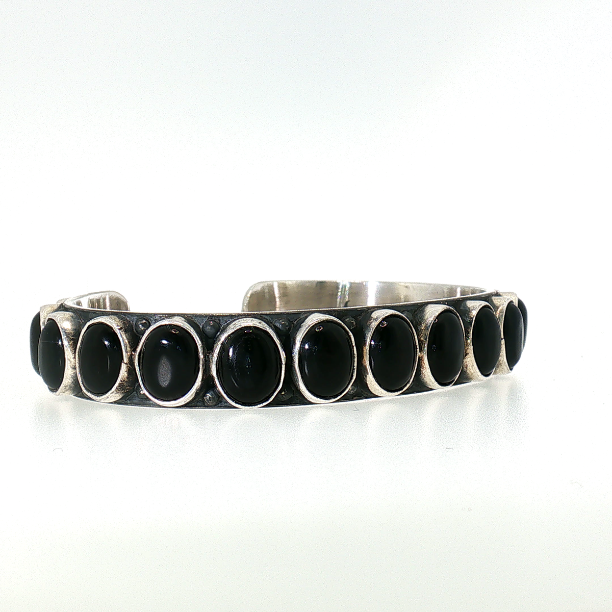 Federico Black Onyx Single Row Bracelet- Medium "North to South"