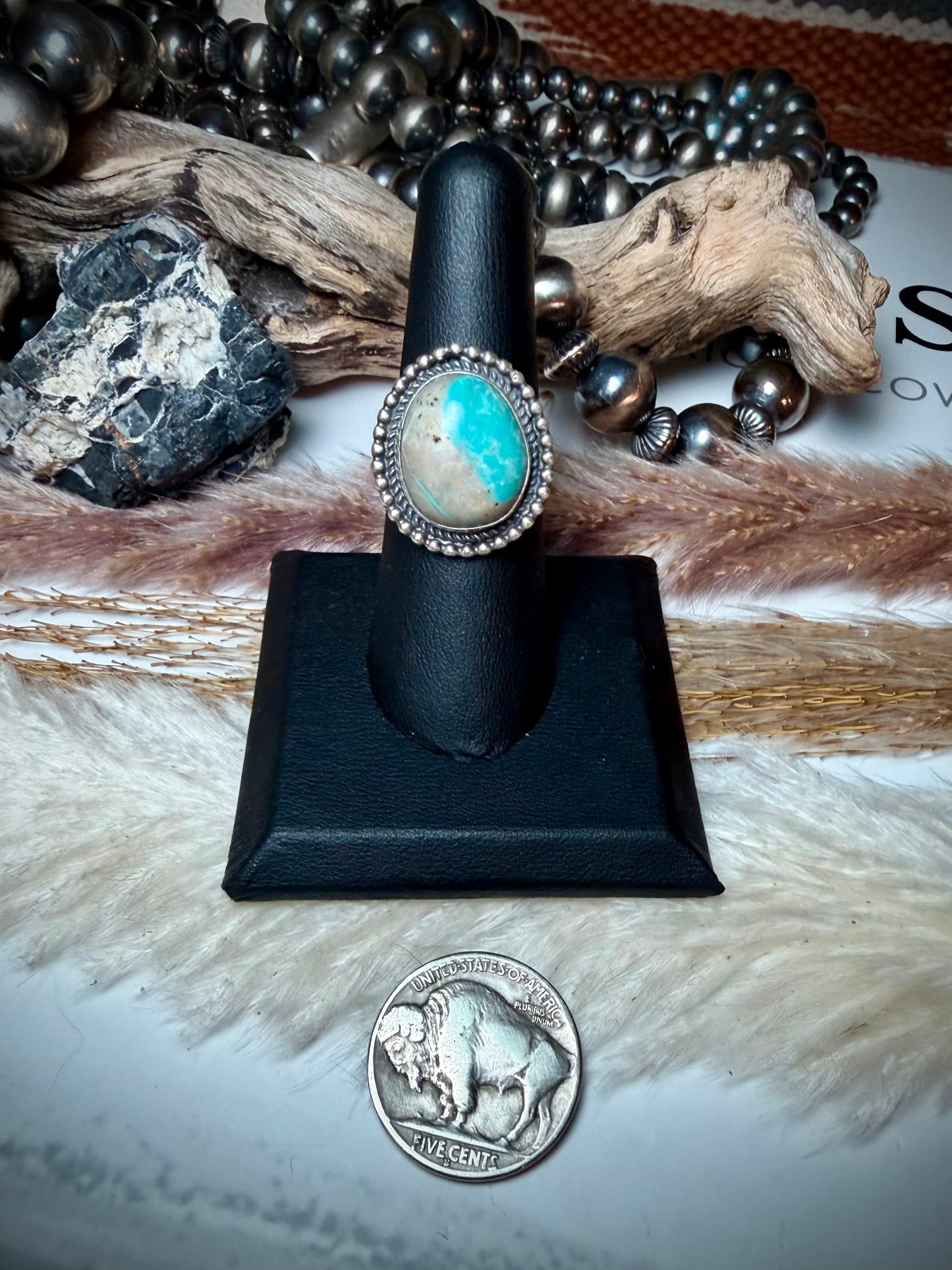 Royston Ribbon Ring Size 8