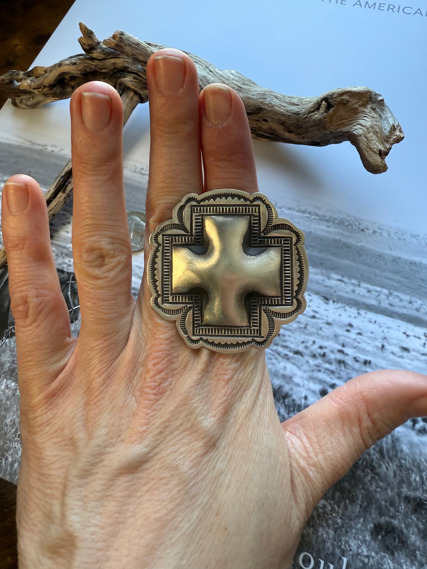 Leander Tahe Cross Ring- adjustable