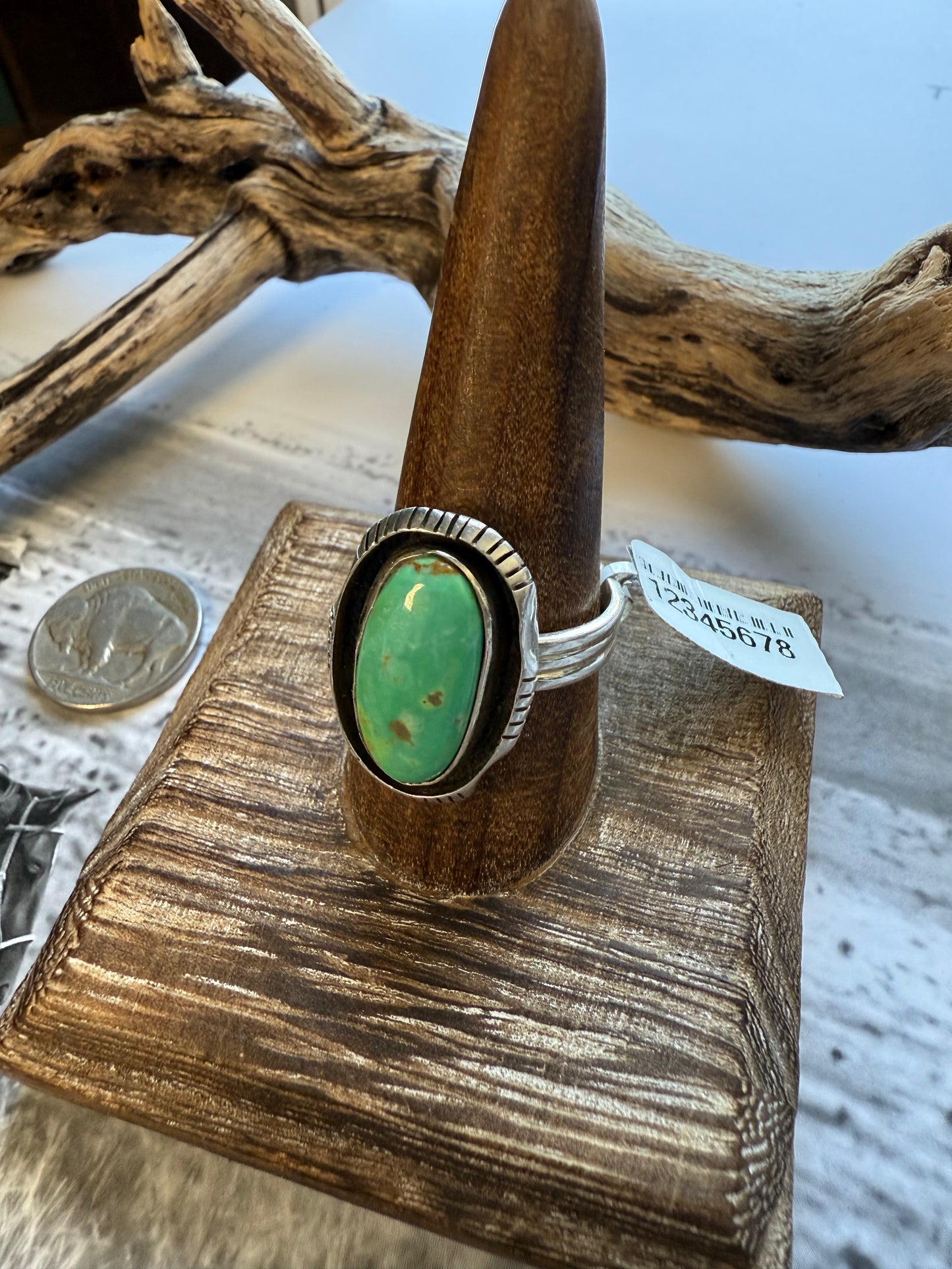 Royston Shadowbox Ring