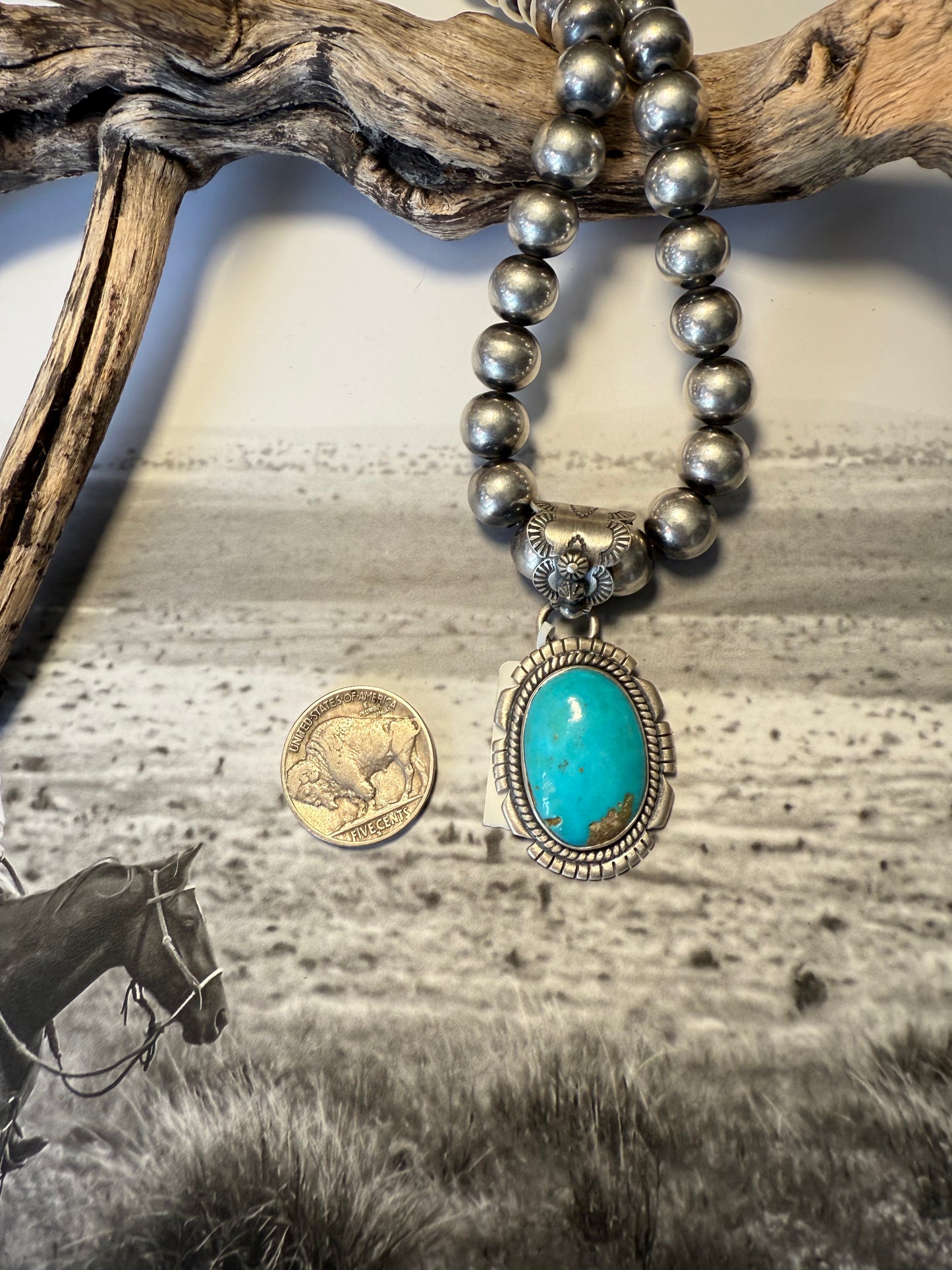 The Lariat Pendant