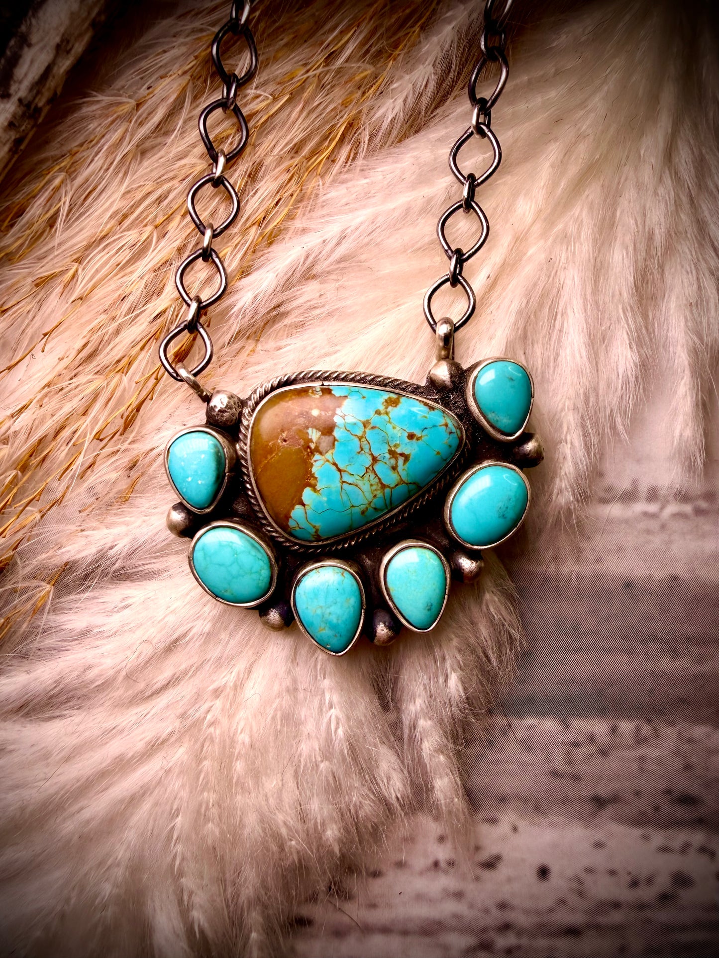 Mine 8 Cluster Pendant Necklace