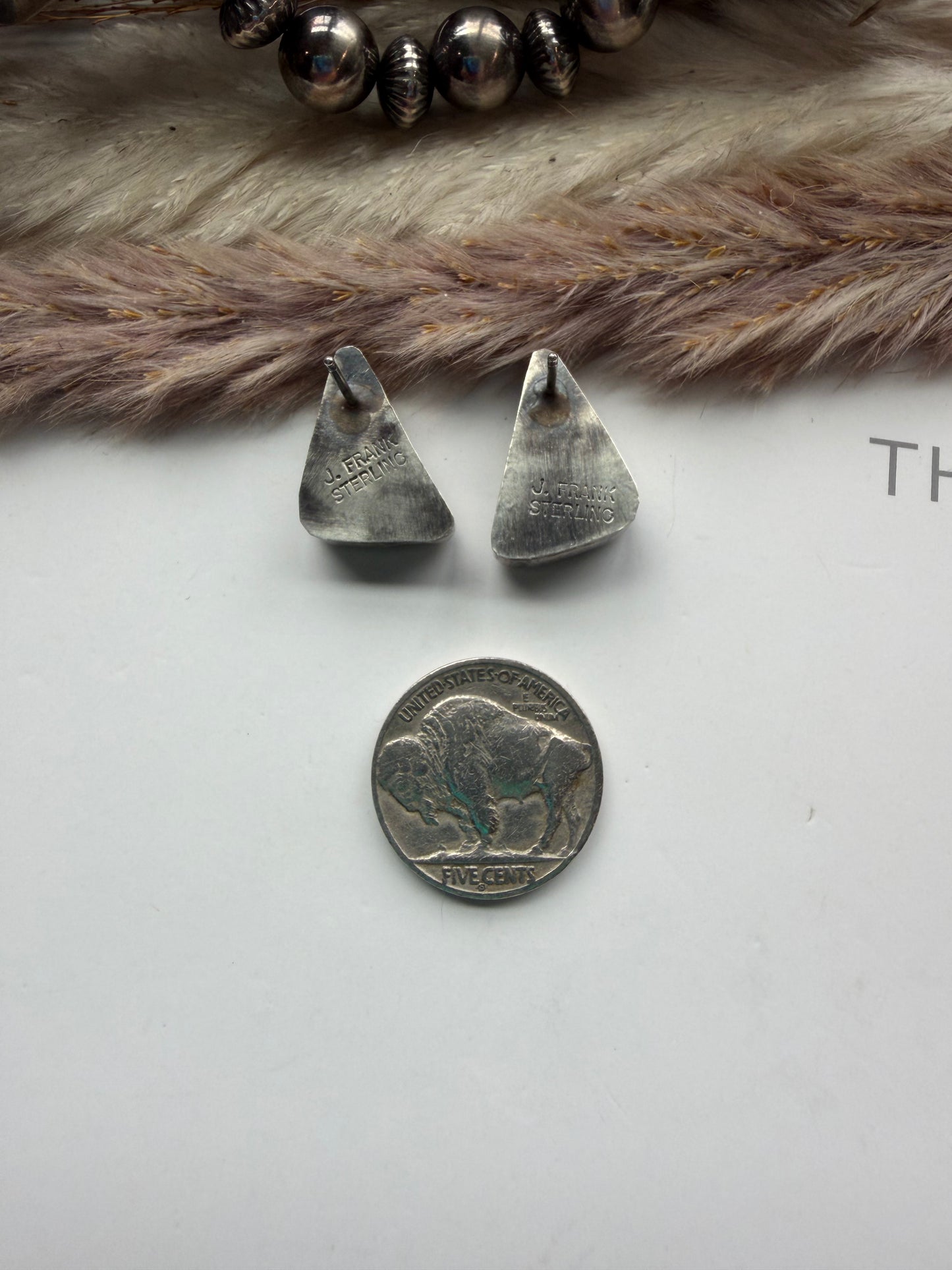 Royston Ribbon Studs