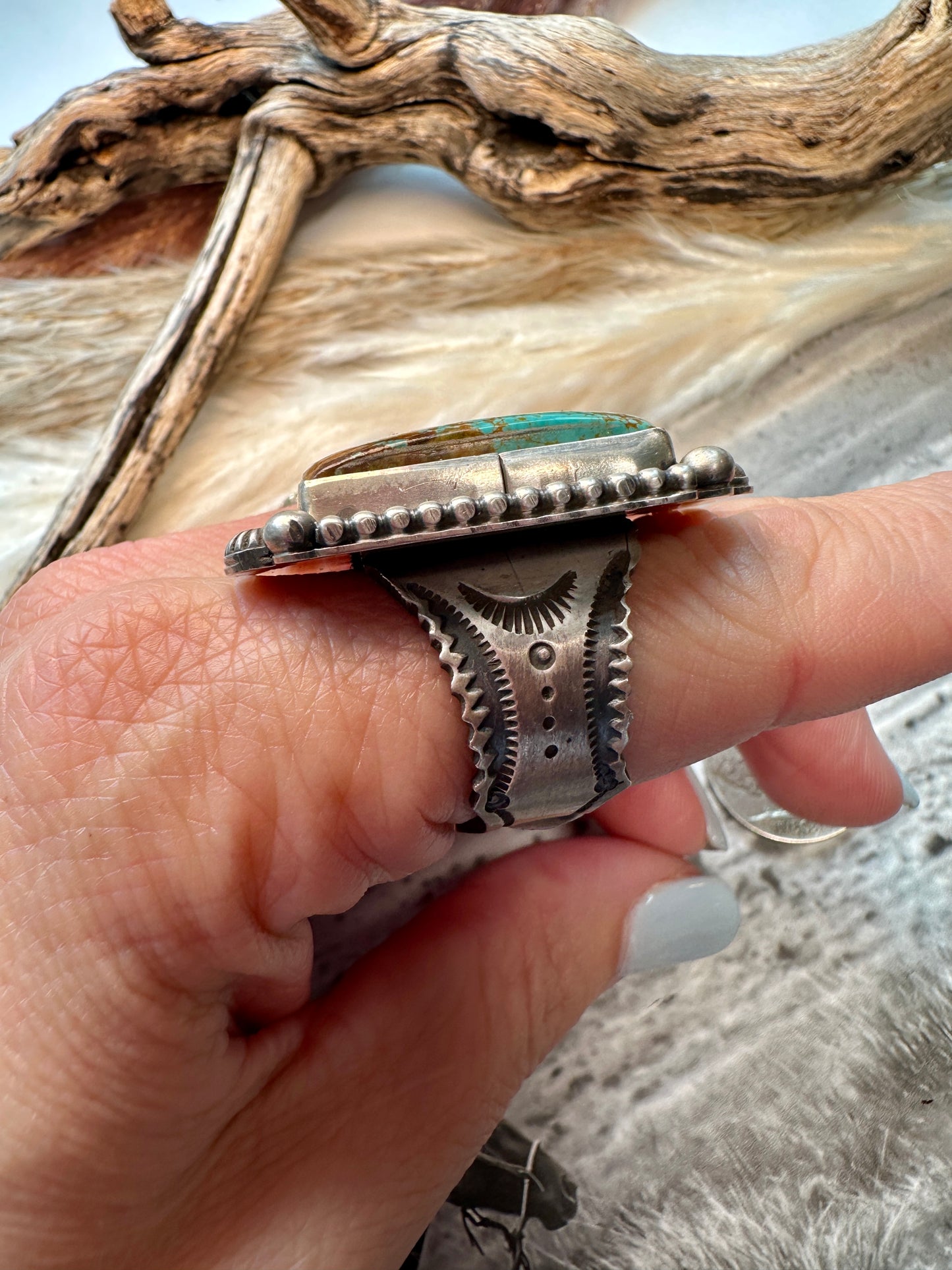 Mego Fave Square Ring