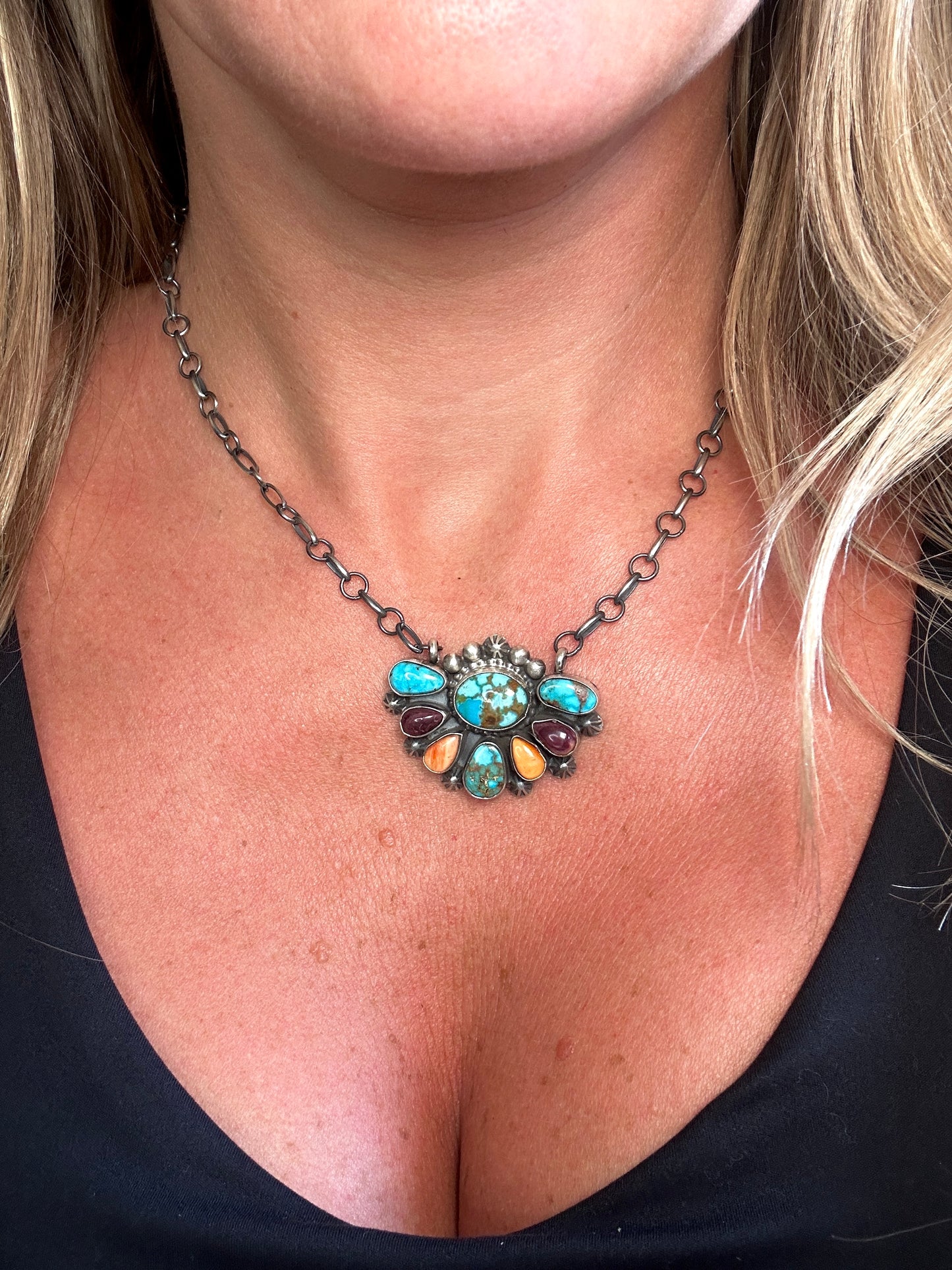 Gorgeous Go-Go Necklace