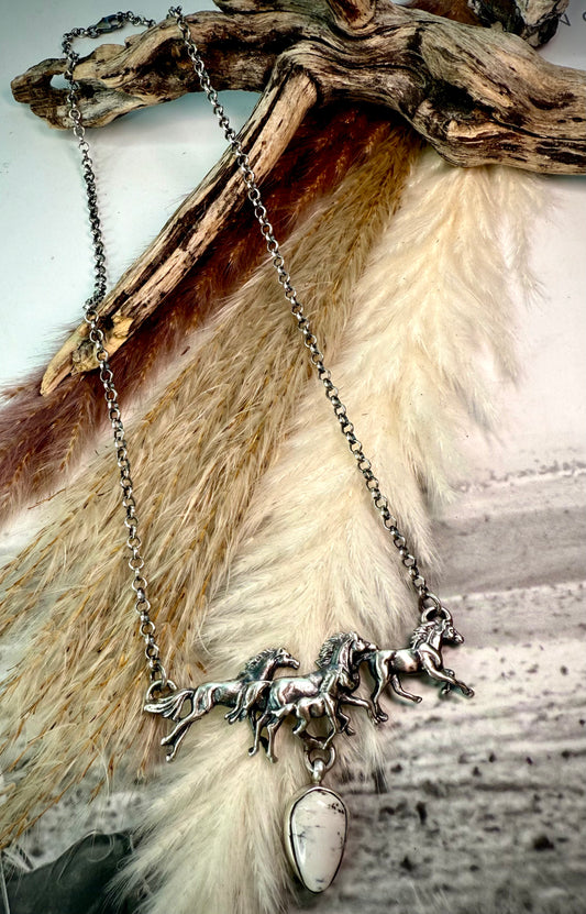 Harold's Horse's Necklace