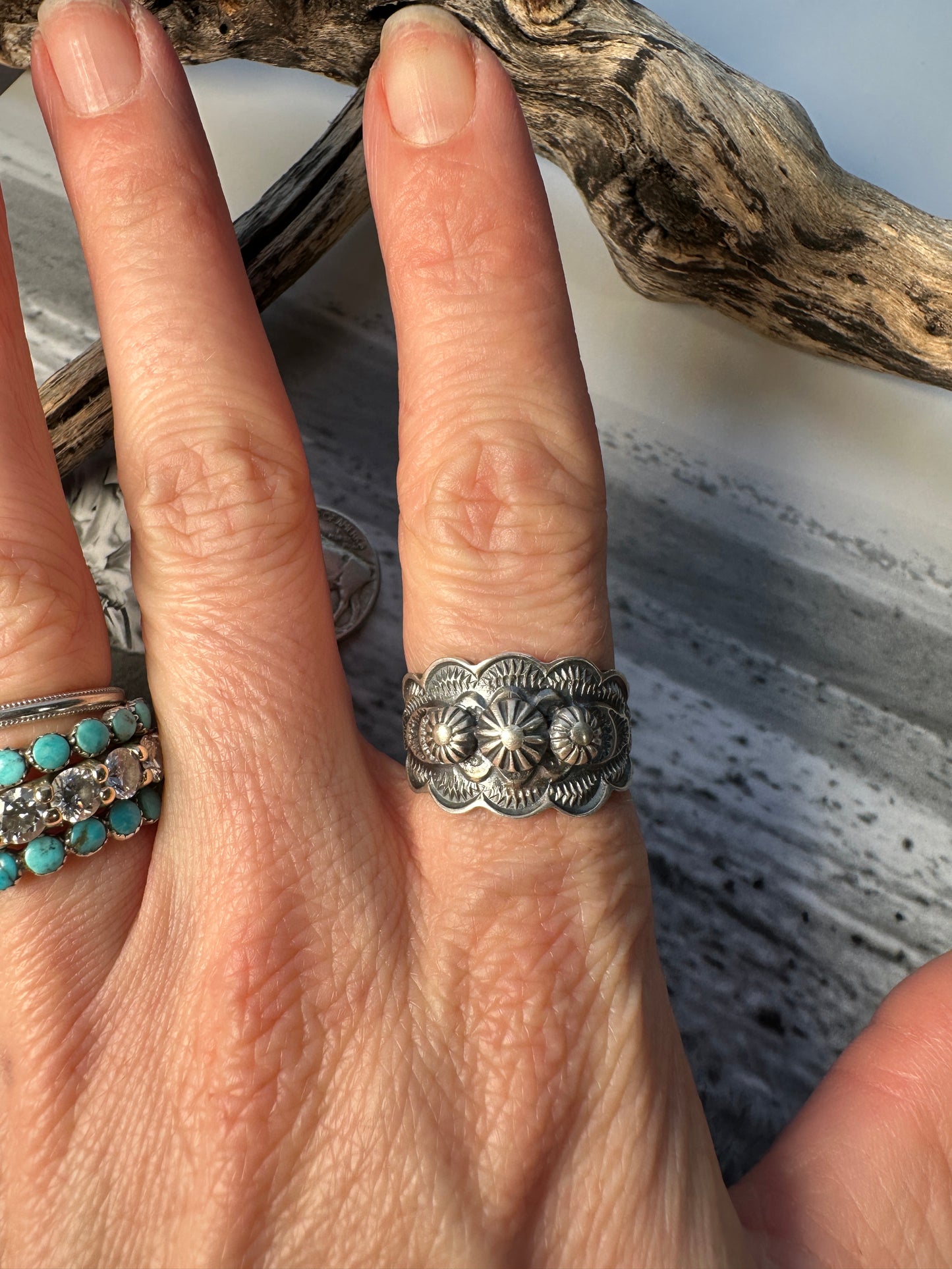 Three Dot Cigar Band