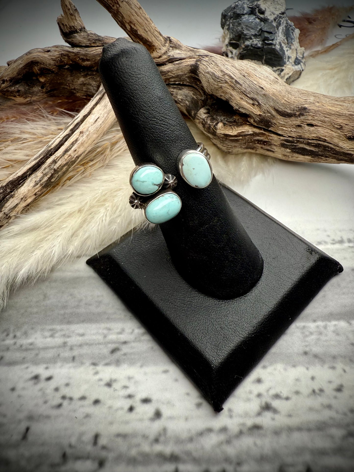 Three Stone Dry Creek Ring
