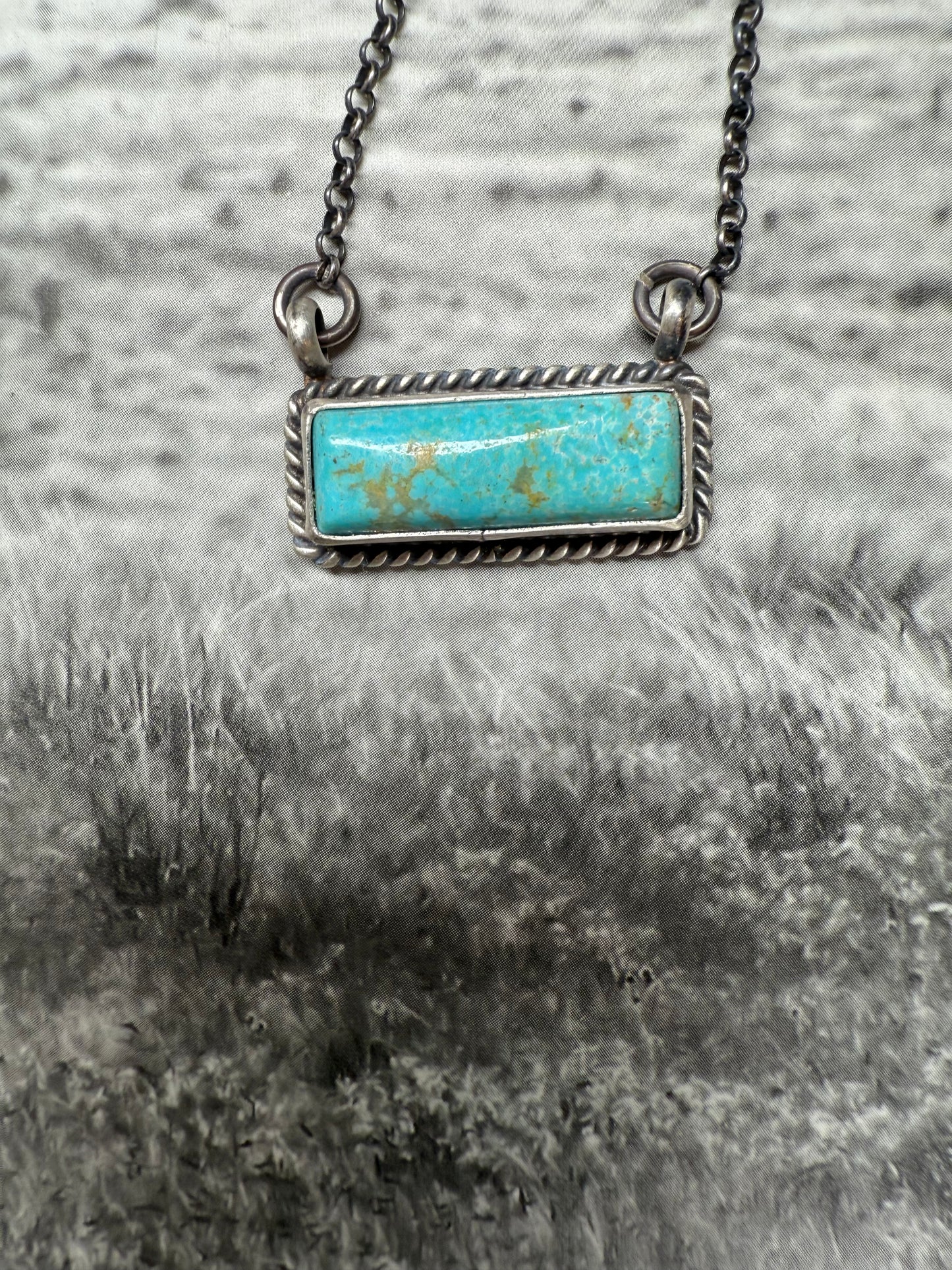 Johnny Dixon Kingman bar Necklace