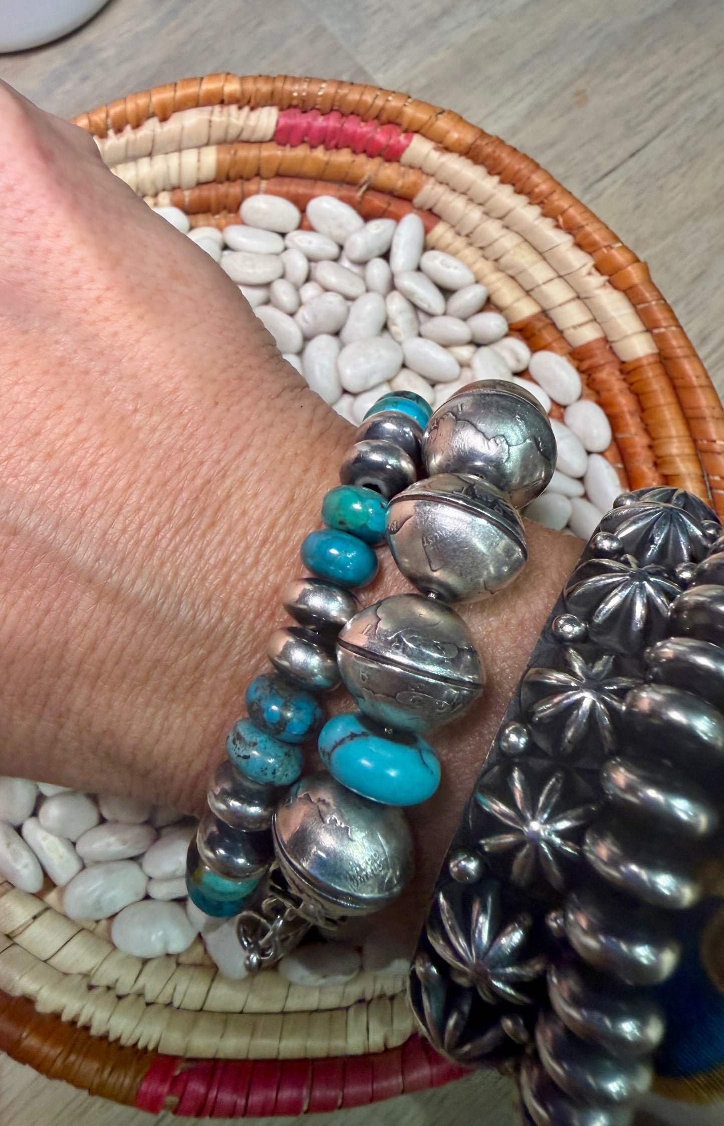Mego's Daily 9mm Saucers & Turquoise Stretch Bracelet