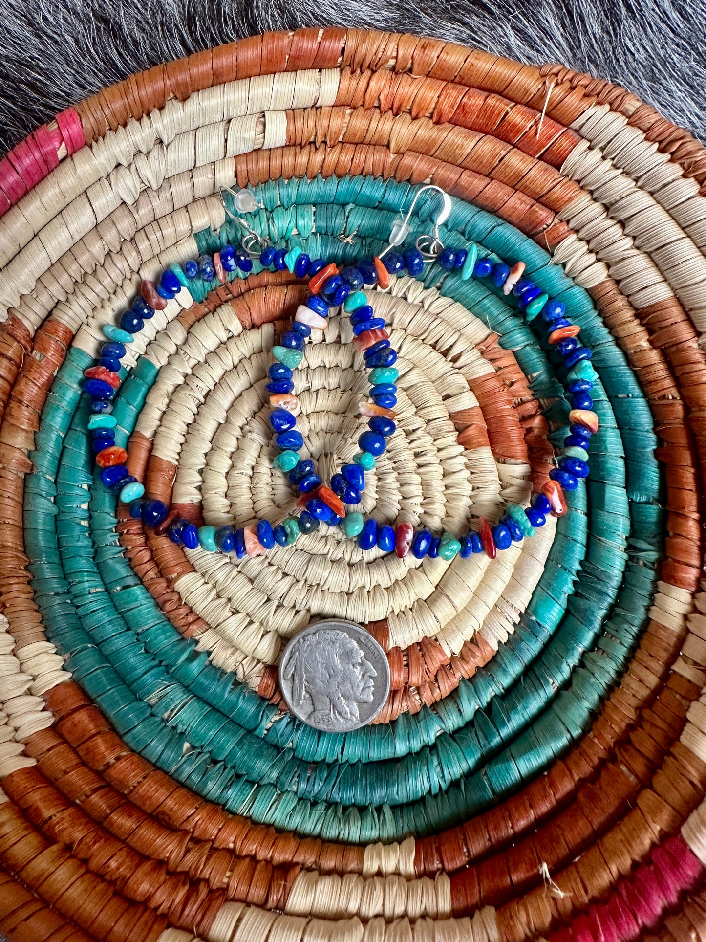 Lapis Hoops