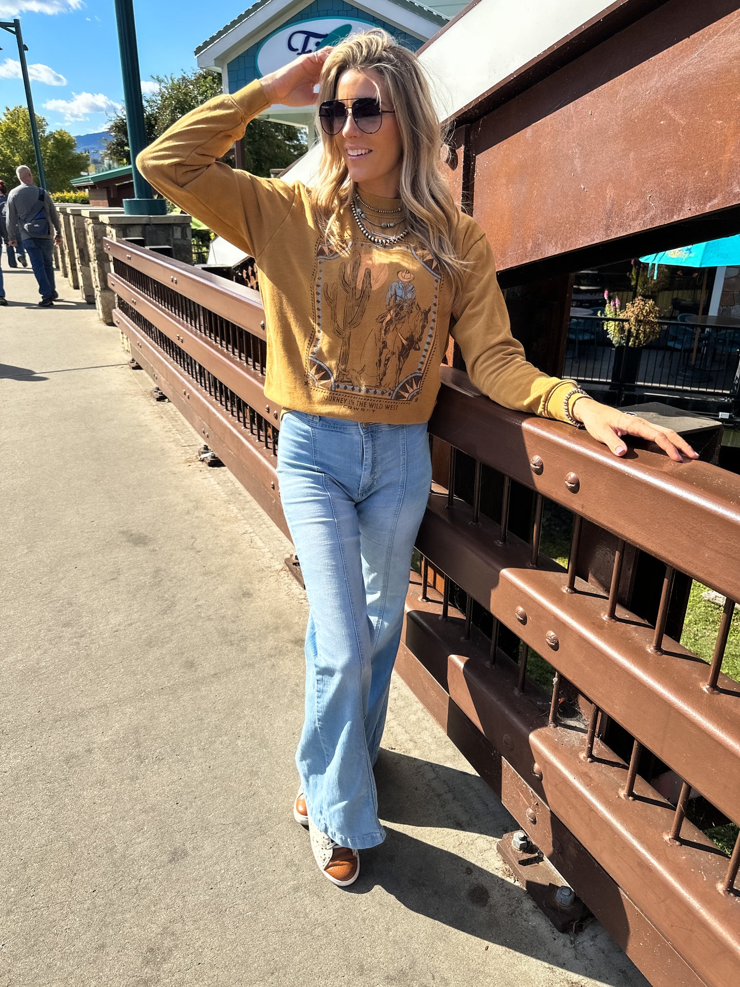 Wild West Sweatshirt-Mustard Vingtage Style