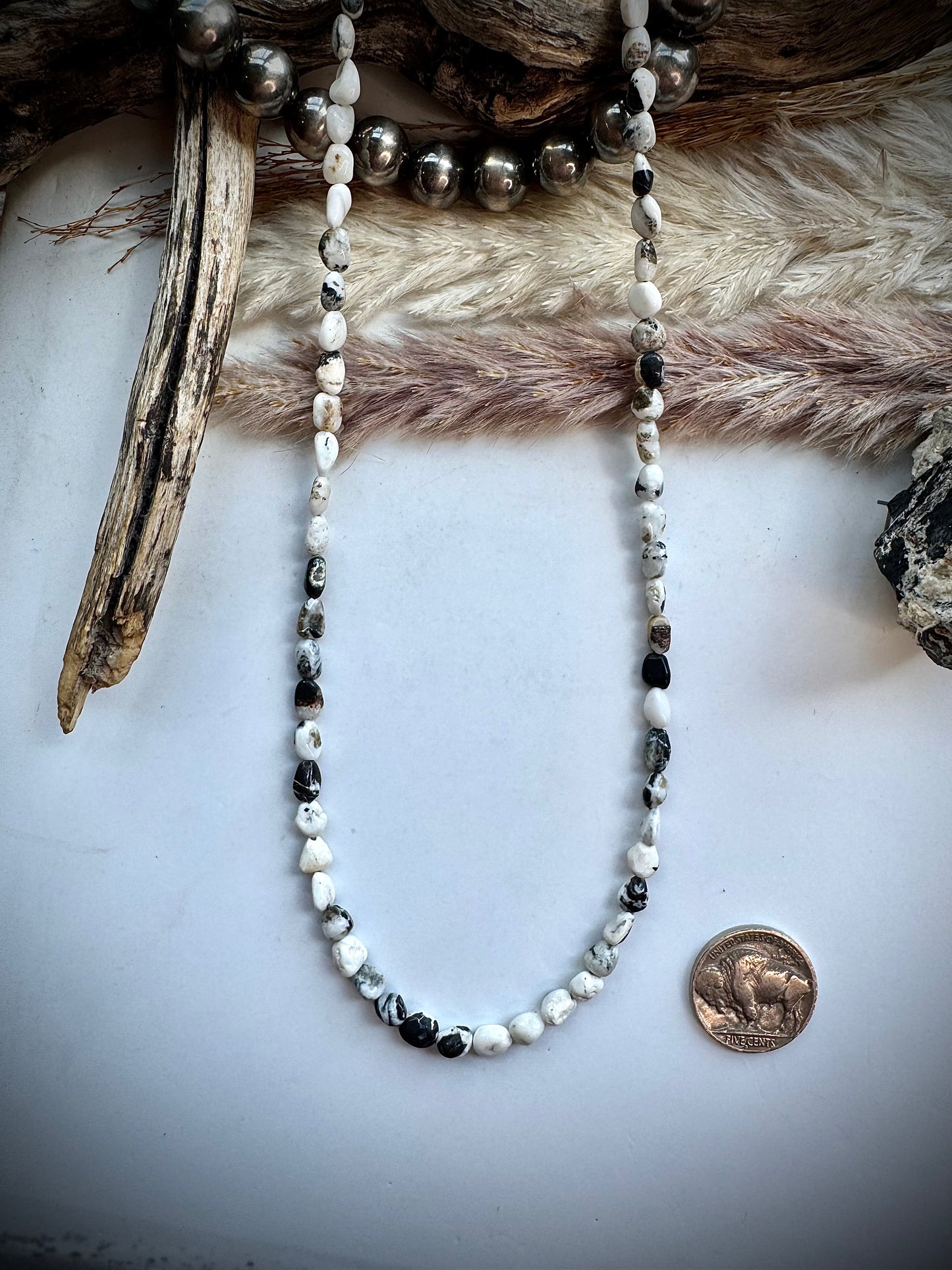 17 1/2" White Buffalo Beaded Necklace