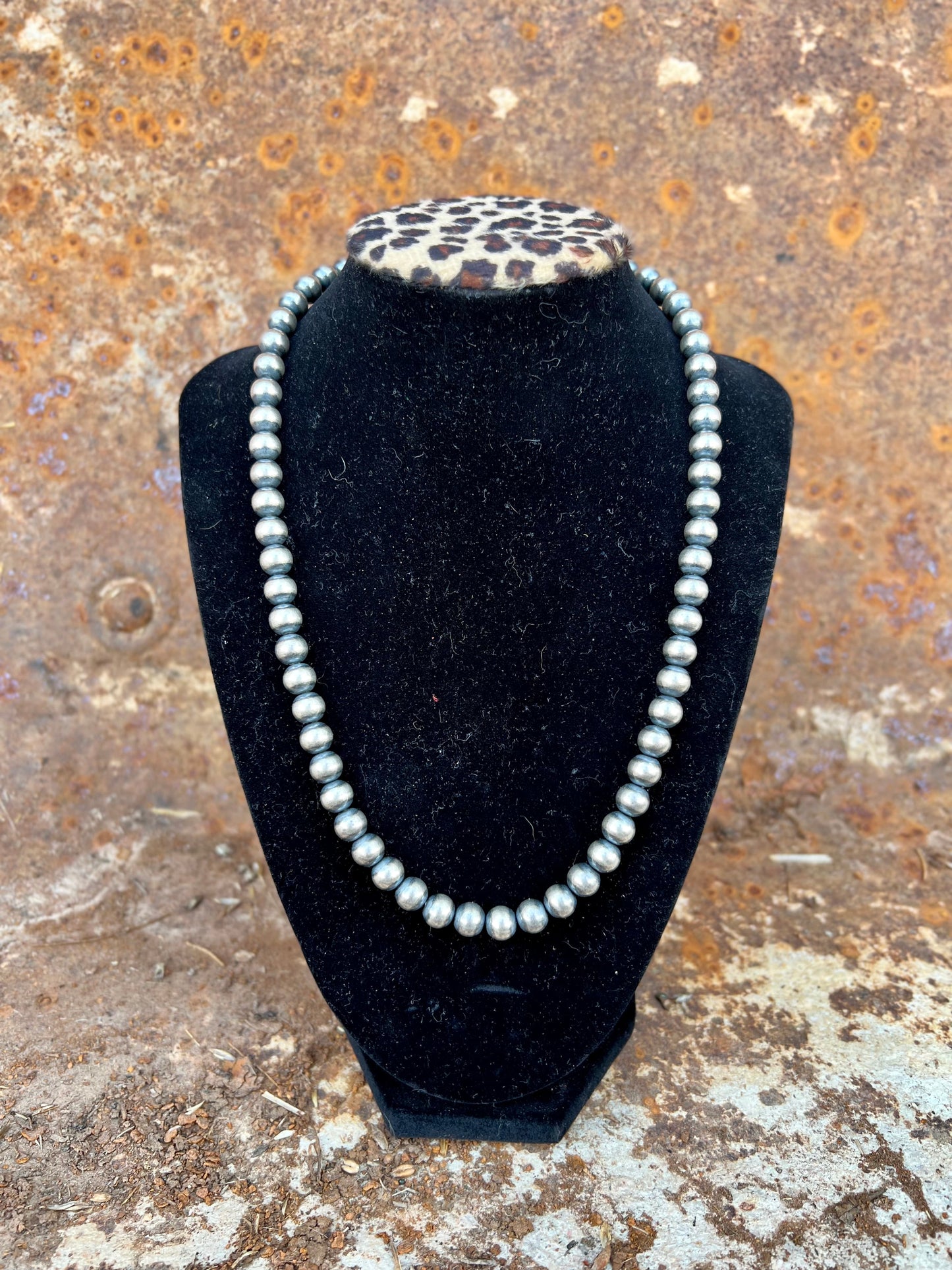 8mm 20" Navajo Pearl Necklace