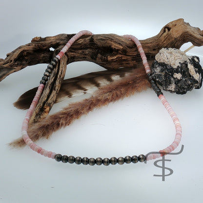 Pink Conch and Pearl Beaded Necklace