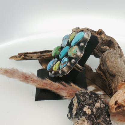 Large Mutli-Stone Cluster Ring