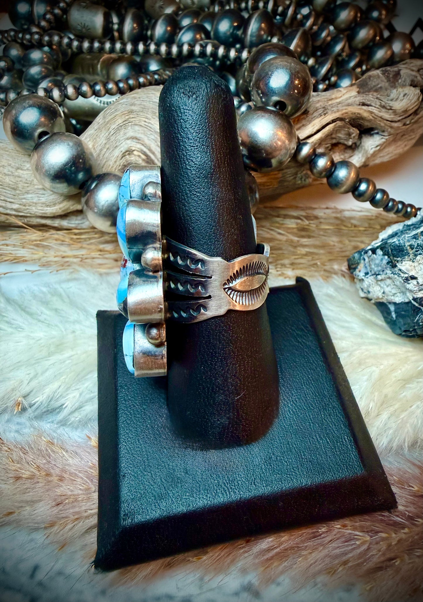 Lorenzo Juan Golden Hills Ring