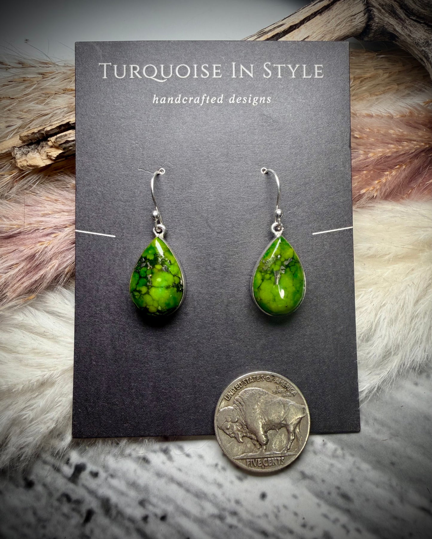 Verde Dangles