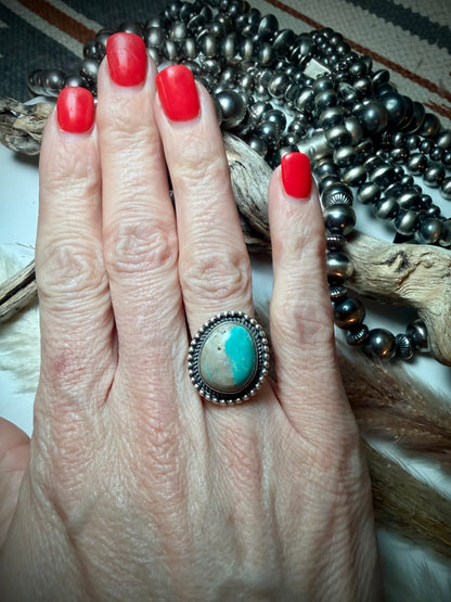 Royston Ribbon Ring Size 8