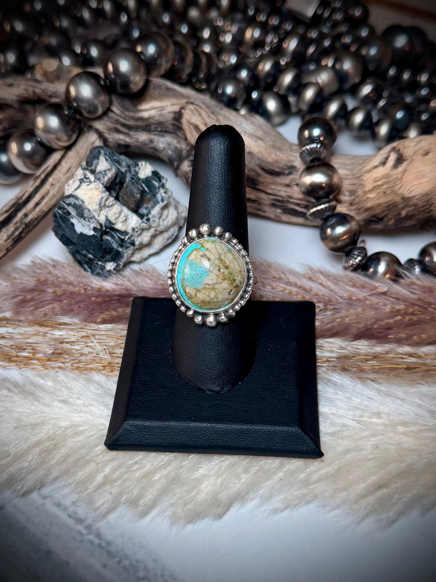 Royston Ribbon Ring Size 9 1/2