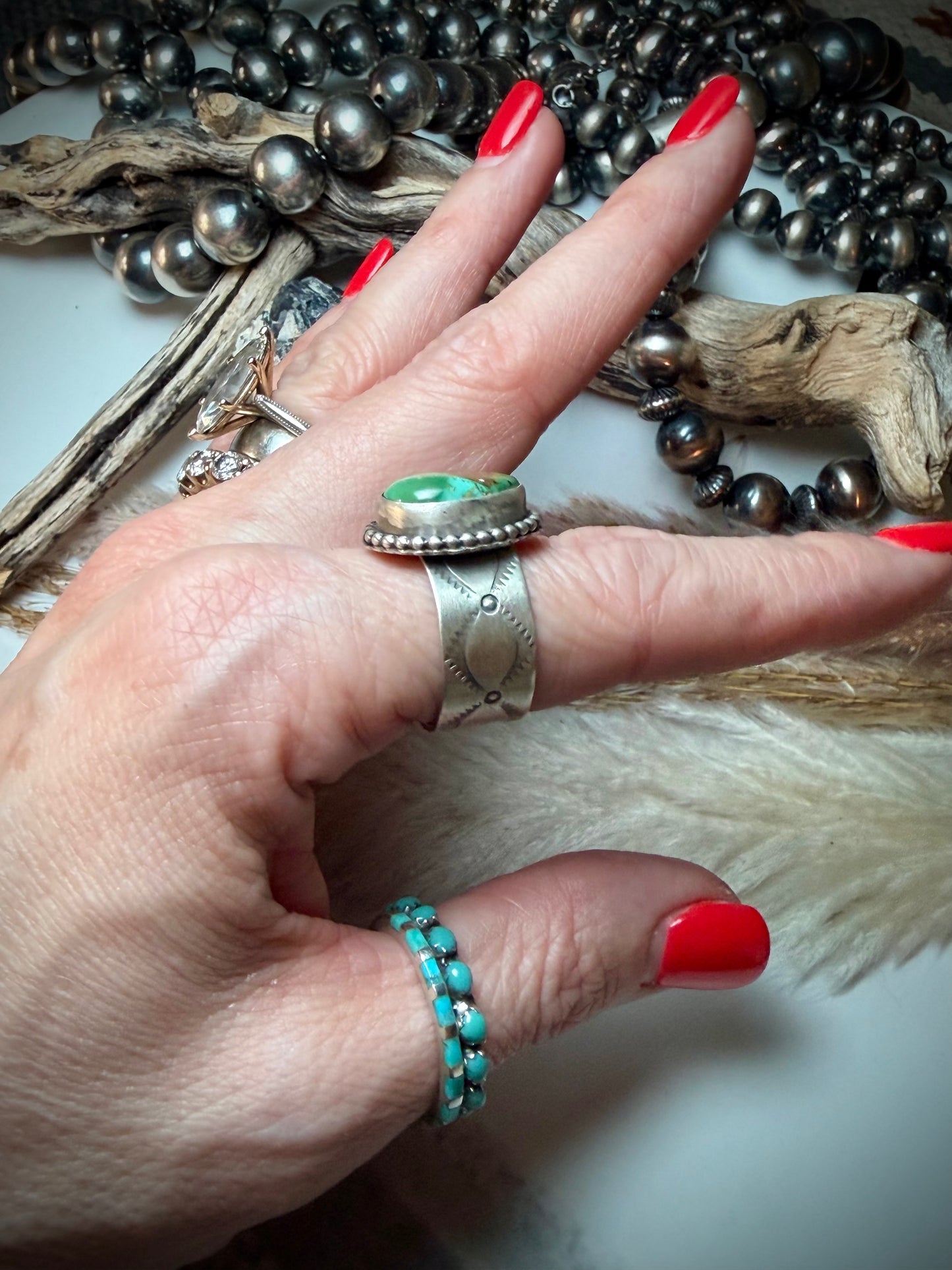 The Connor Ring Size 9