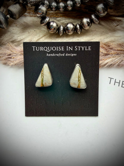 Royston Ribbon Studs