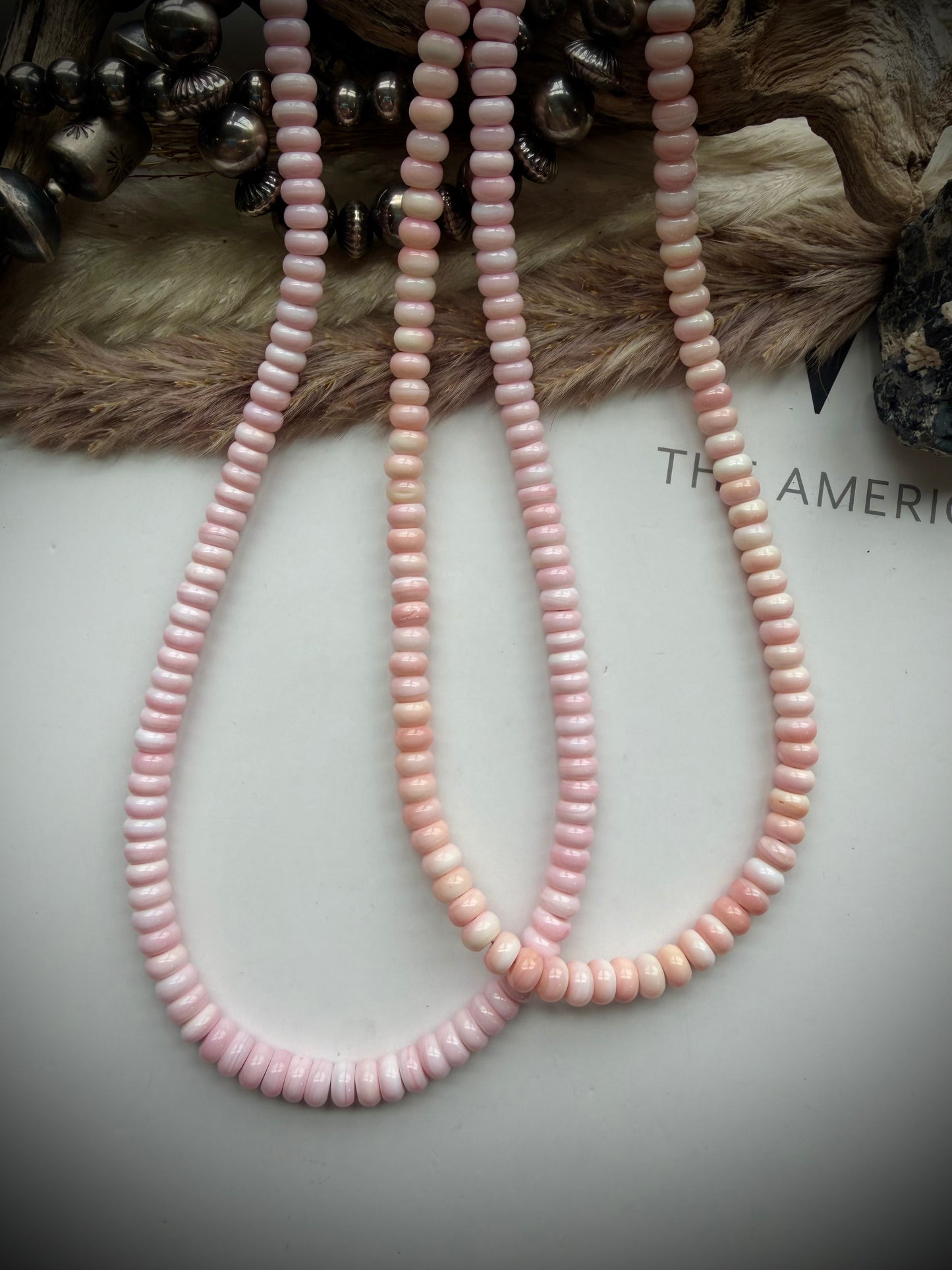 Pink Conch Beaded 17" Necklace