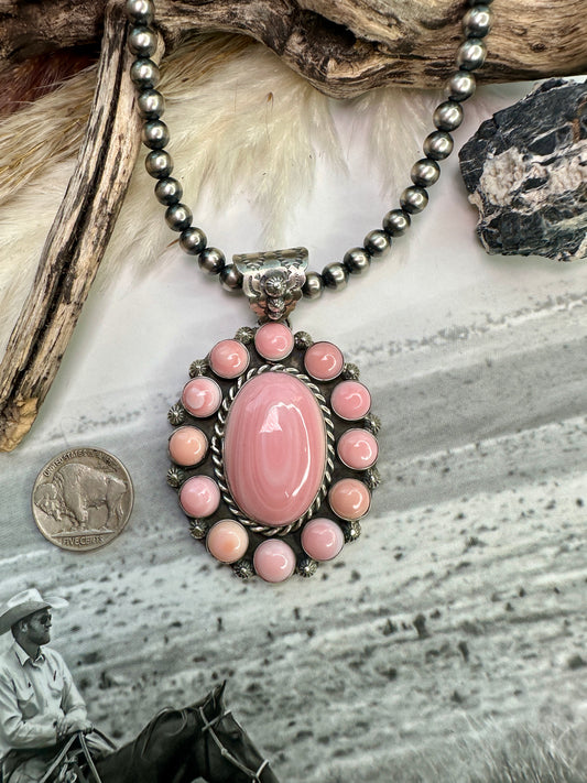 Ned Nez Pink Conch Cluster Pendant