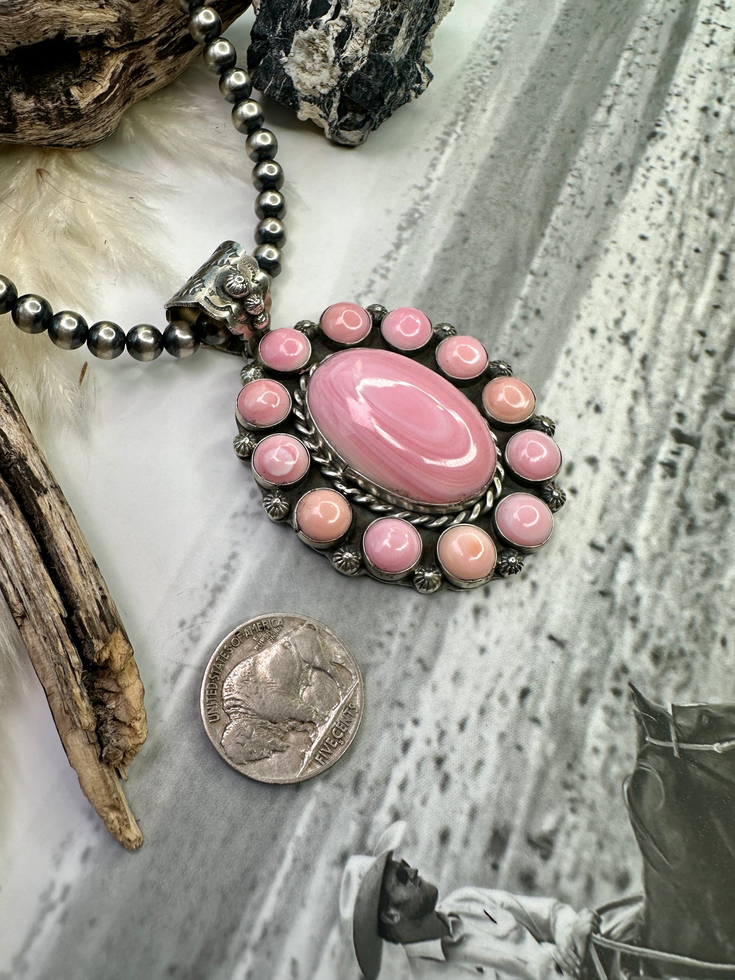 Ned Nez Pink Conch Cluster Pendant