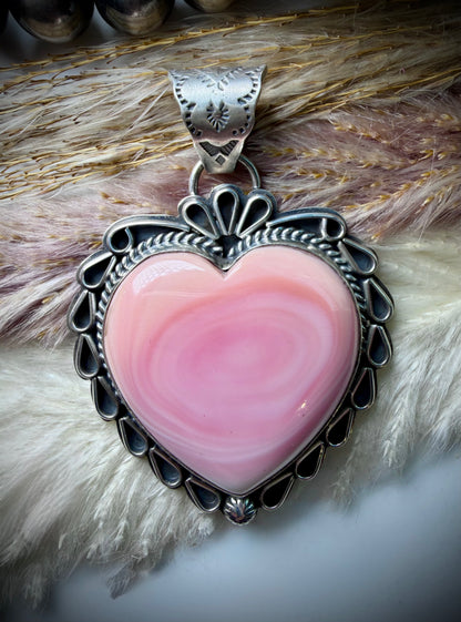 Pink Conch Heart Pendant