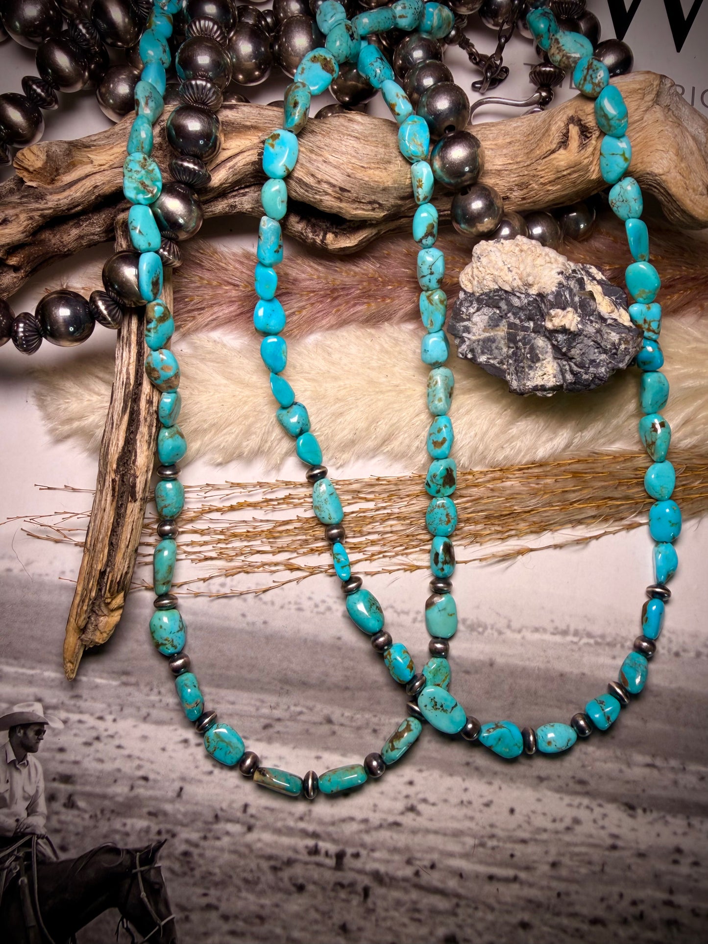Turquoise Beaded Necklace
