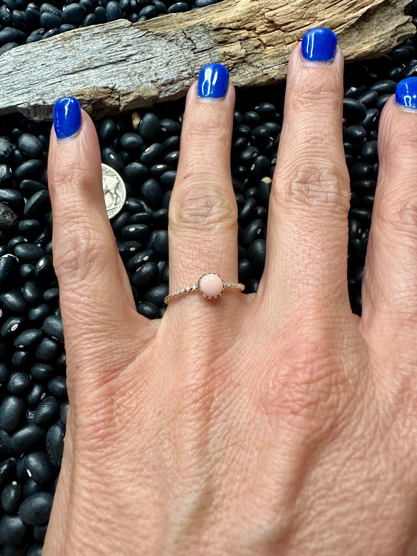 Single Stone Pink Conch Ring