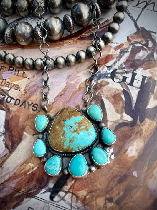 Mine 8 Cluster Pendant Necklace