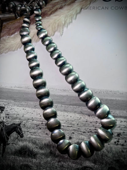 24" Marietta Kellywood Graduated Pillow Bead Necklace