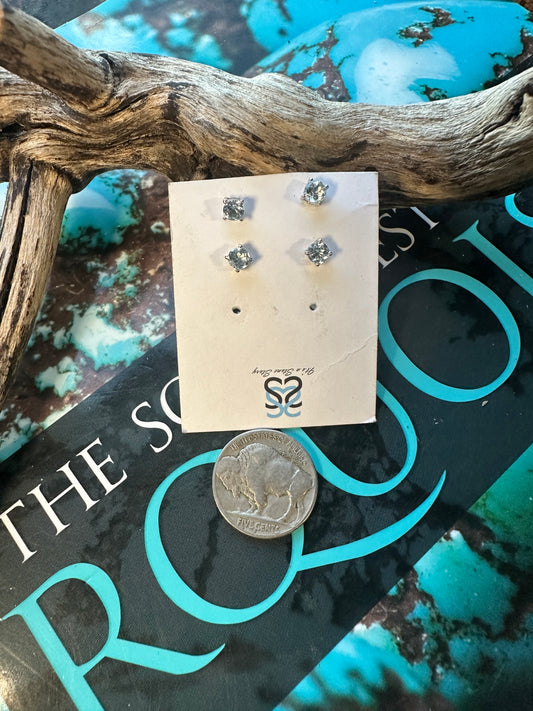 Blue topaz stud