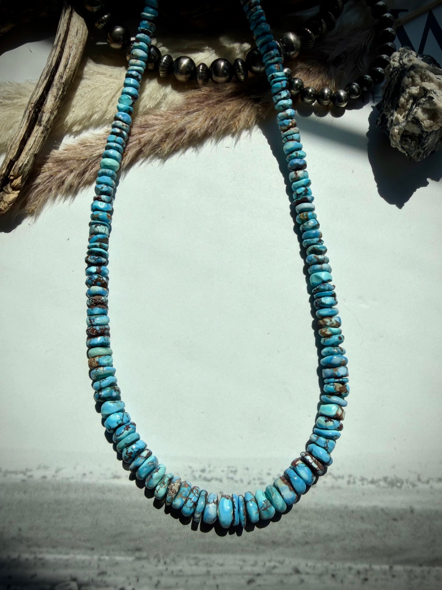 18" AMAZING Golden Hills Graduated Necklace
