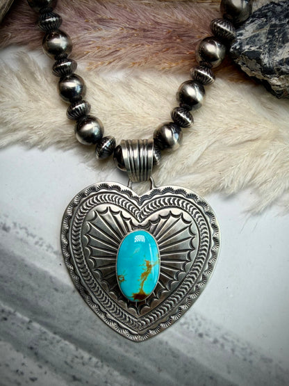 June Delgarito Heart Pendant