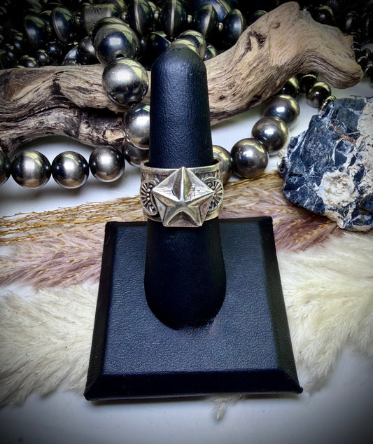 Sunshine Reeves Ring- Sz 7