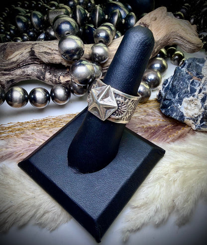 Sunshine Reeves Ring- Sz 7