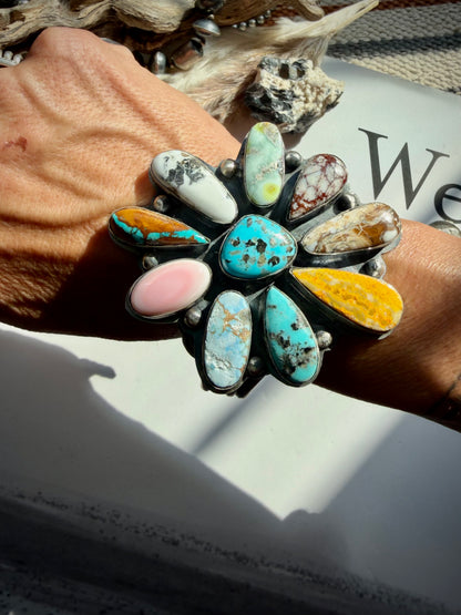 Stones Around the World Starburst Cuff