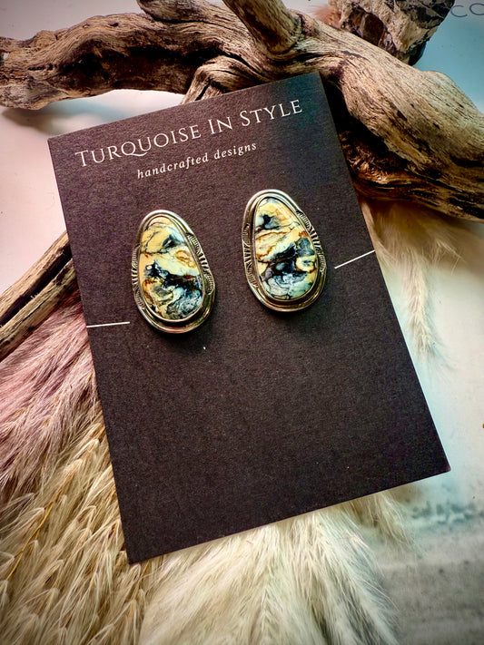 New Lander Lucky Studs