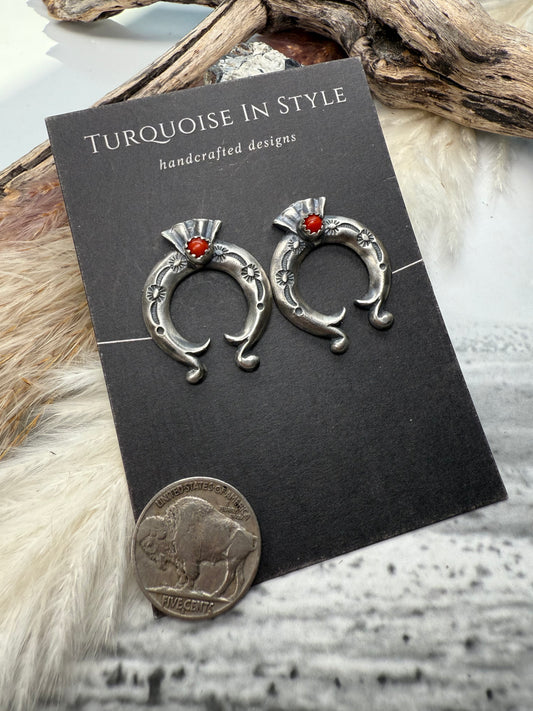 Small Naja Red Coral Top Post Studs