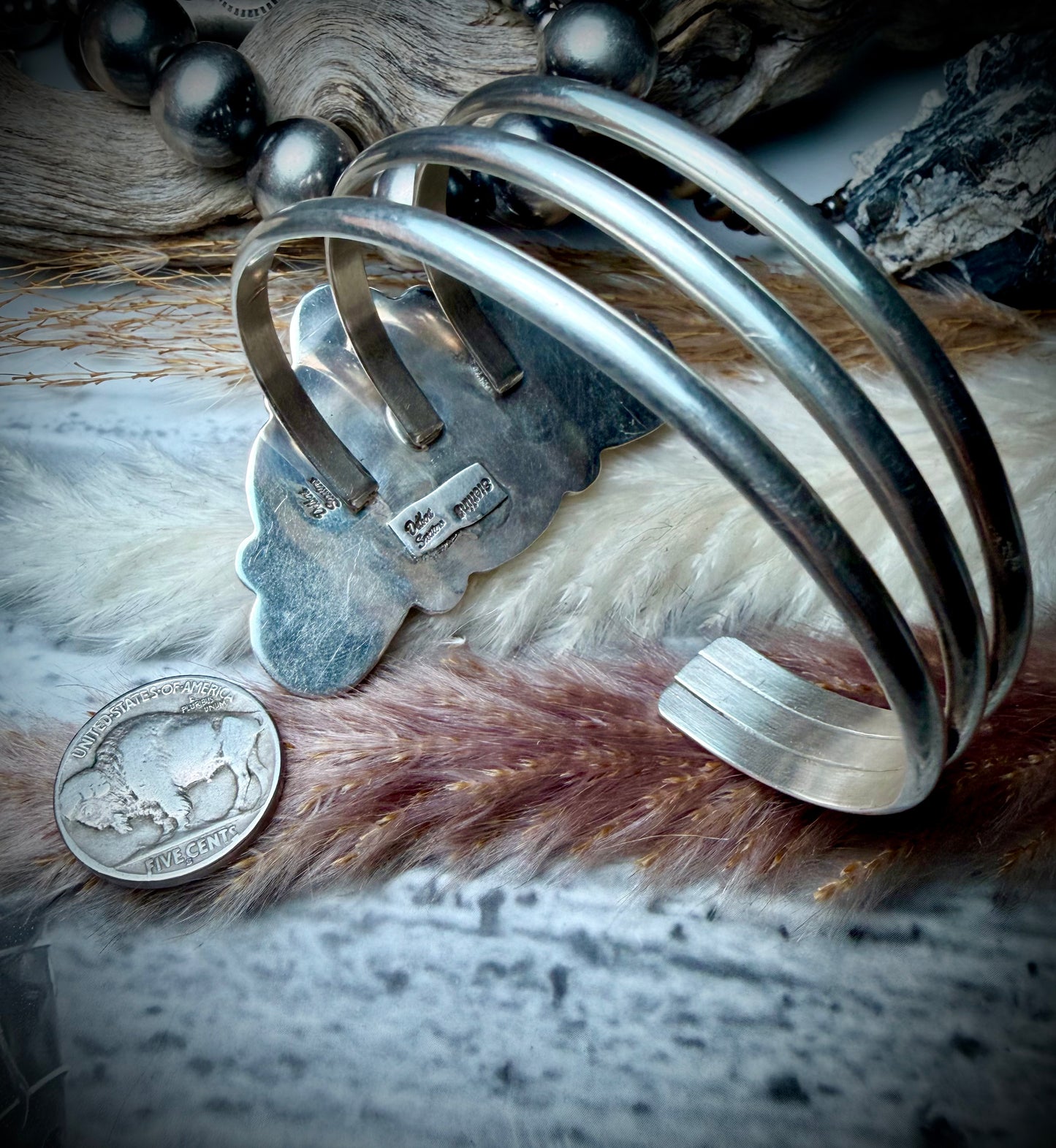 Statement Golden Hills Half Cluster Cuff