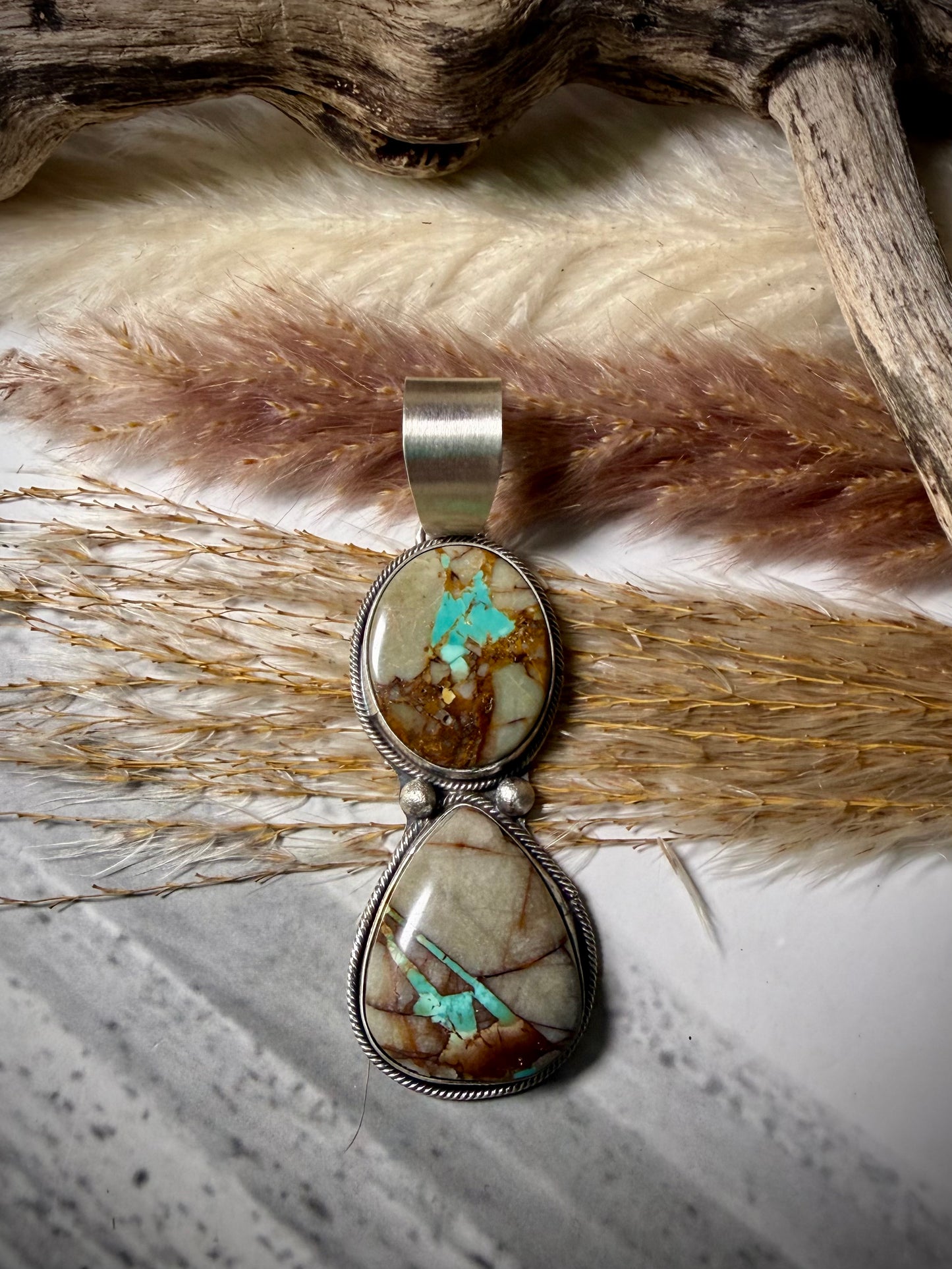 Royston Ribbon Pendant