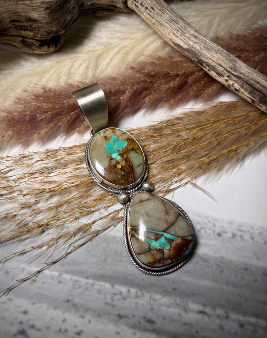 Royston Ribbon Pendant