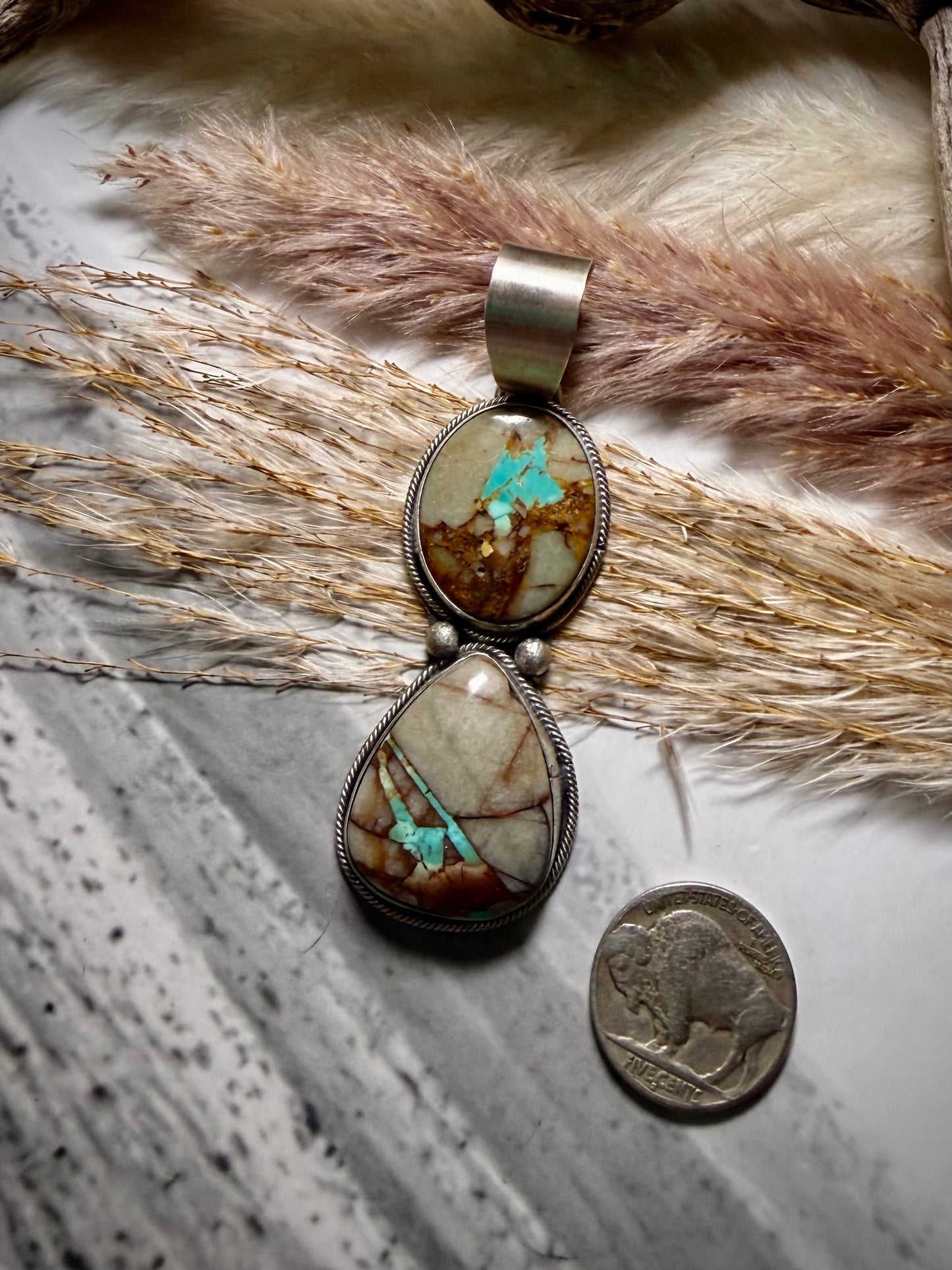 Royston Ribbon Pendant