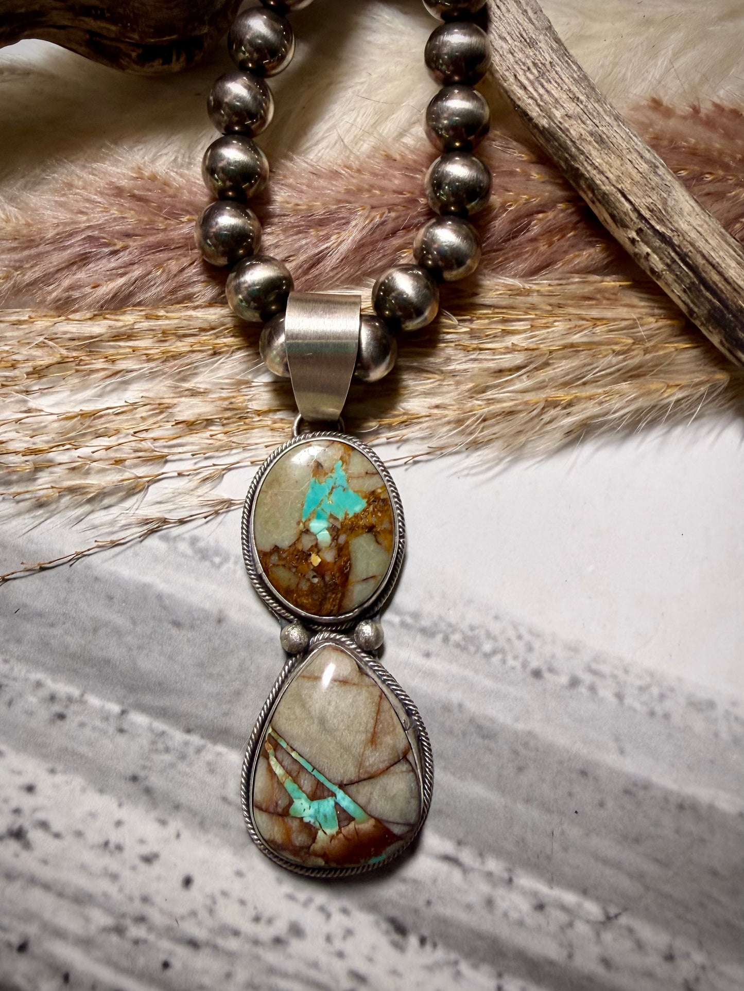 Royston Ribbon Pendant