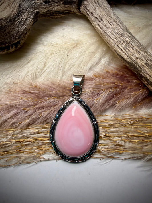 Pink Conch Pendant