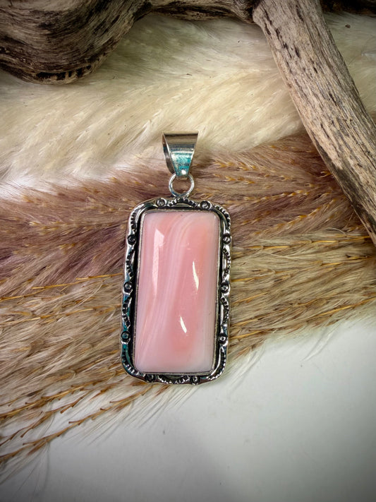 Pink Conch Pendant