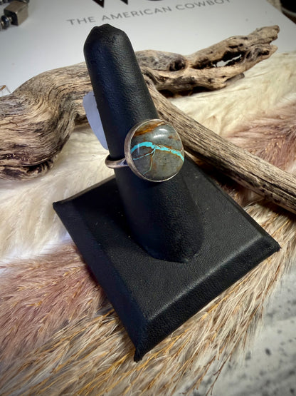 Royston Ribbon Ring